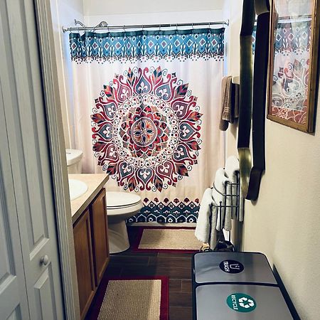 Ruskin Fl Private 2 Bdrm 1 Bath Suite Common Areas Shared With Host And Cat Exterior foto